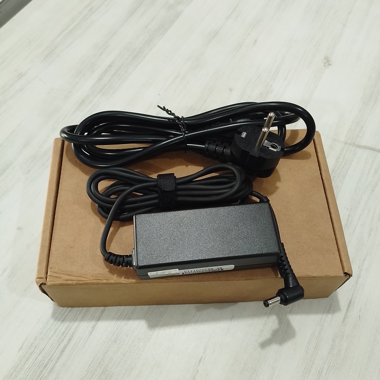 Adaptor Chicony For Axioo 19V 2.37A (4.8x1.7)