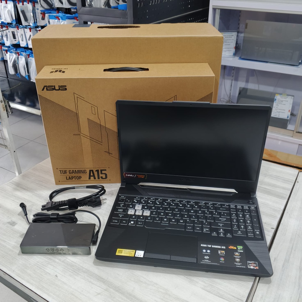 Asus TUF A15 FA506NCG-R735B1T-HM/AMD R7-7445HS/8GB/512GB SSD/RTX3050 4GB/15.6 FHD 144Hz/Win 11 Home+OHS+M365B/Graphite Black (BAG)