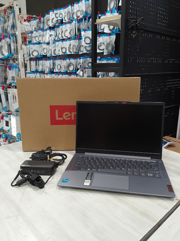 Lenovo IdeaPad Slim 3 14IRU8 82X6006FID Intel Core i3-1315U/8GB/512GB SSD/14.0″ FHD/W11 Home+OHS 2024+M365B/Arctic Grey (BAG)