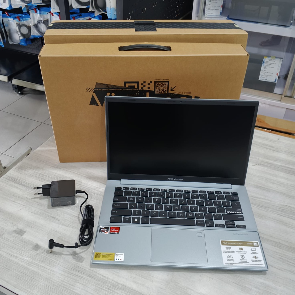 Asus Vivobook Go 14 E1404FA-VIPS5152M AMD Ryzen 5-7520U/16GB/512GB SSD/14.0″ FHD/Win 11+OHS+M365B/Green Grey (BAG)