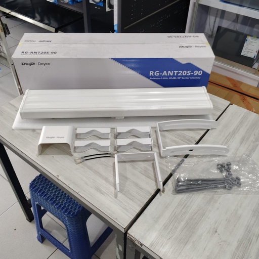 [NET-0588] Ruijie RG-ANT20S-90 Sector Antenna of RG-AirMetro Series Wireless Bridges